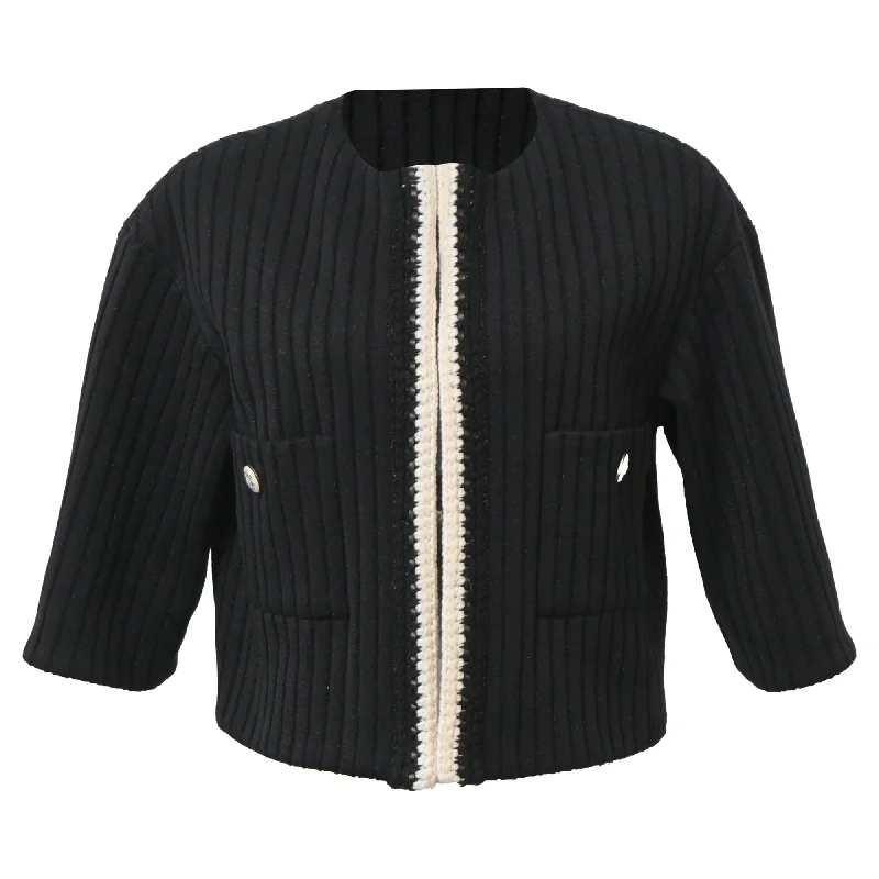 stylish women's blazer -Chanel Cruise 2022 Knitted Collarless Jacket with Pockets in Black Polyamide